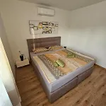 Apartman Sj1 *