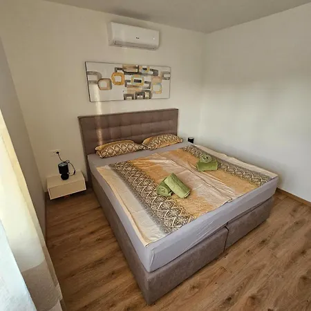 Apartment Sj1 *