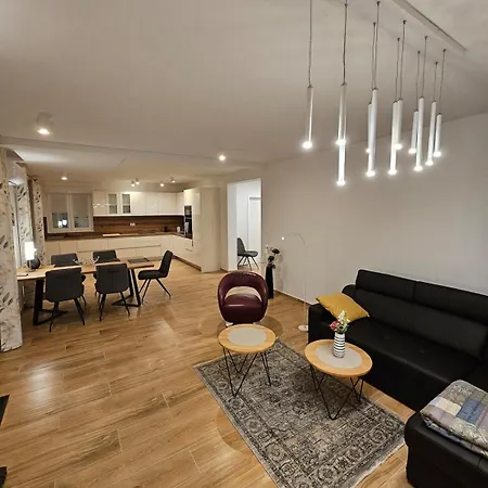 Apartment Sj1 *